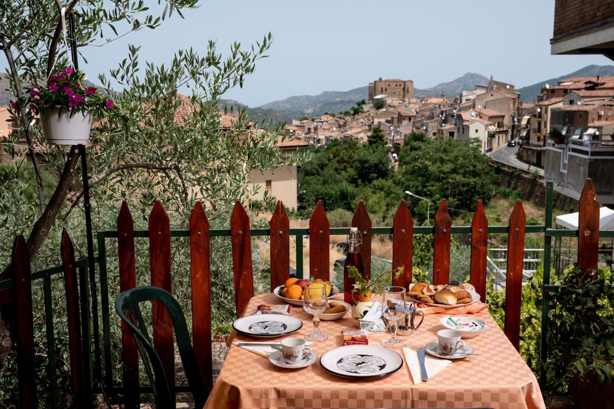 B&B Panorama Castelbuono  Exterior foto